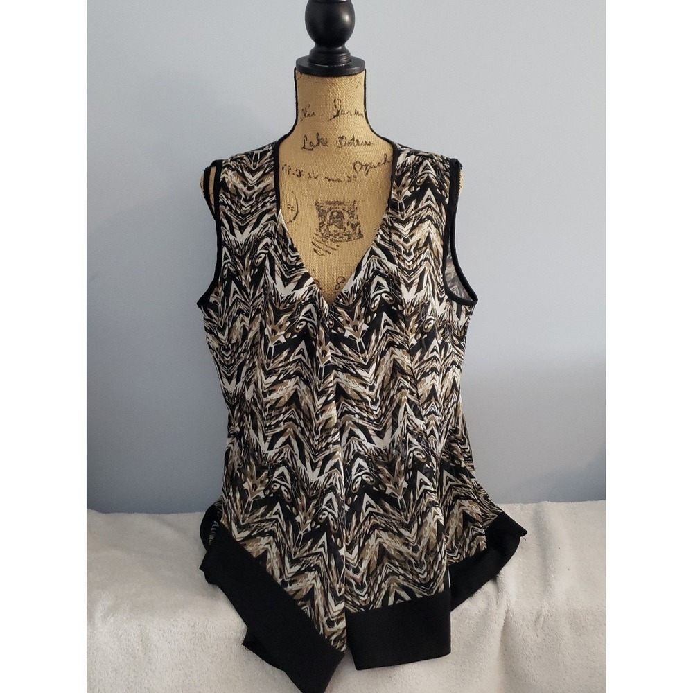 Womans Sleeveless blouse scarf‎ like Size Large